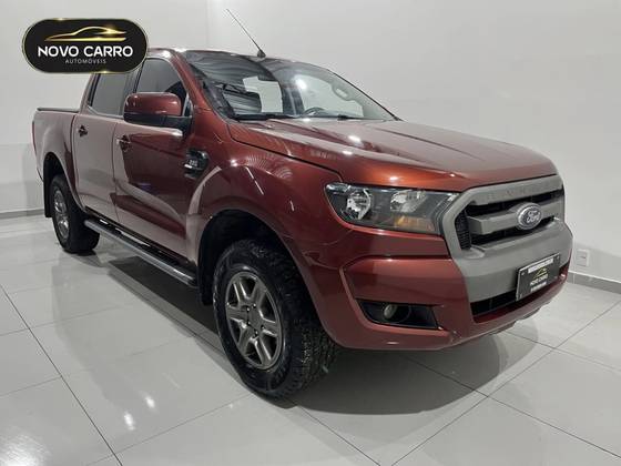 FORD RANGER 2.2 XLS 4X4 CD 16V DIESEL 4P AUTOMÁTICO FORD RANGER 2.2 XLS 4X4 CD 16V DIESEL 4P AUTOMÁTICO